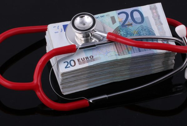 how to create competitive compensation package healthcare workers